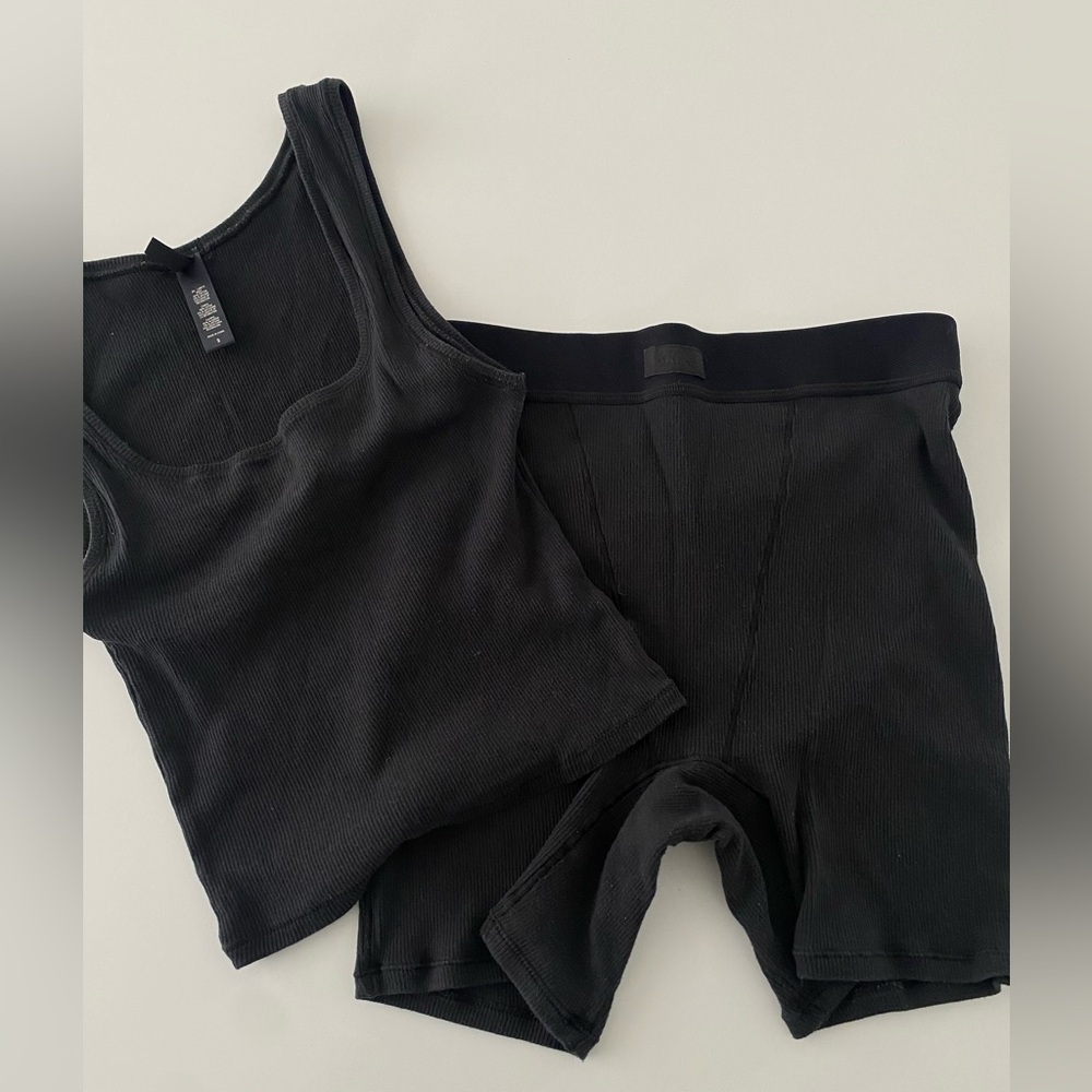 Skims cotton rib tank and skims cotton rib boxer shorts